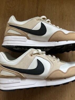 Nike Men's Air Pegasus 89 - Size 11